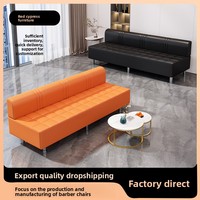 Chaise d'attente pour salon de coiffure, banc d'attente en bois pour salon, design minimaliste moderne avec accoudoirs, espace lounge pour salon de coiffure, réception