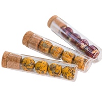 Paquets cadeaux de marque privée, fleurs mélangées faites à la main, boule de floraison, thé détox dans des tubes en verre