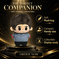 Boneka Plush Katun Custom Seragam V-Neck dengan Lis Bahu Merah, Boneka Isi Lembut, Grosir