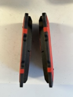 Nuevas Pastillas de Freno Delanteras de Cerámica Kewosien 7R3Z-2001-A 58101-2MA10 D1050 ZHP025 para Mustang 5.0L, Piezas de Auto de Alto Rendimiento, 1 Año de Garantía