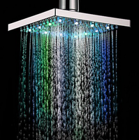 Pomme de douche LED clignotante usb, pommeau de douche, 7 couleurs, ne nécessite pas de batterie automatique