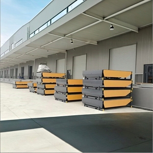 Offre spéciale, plate-forme élévatrice de chargement/déchargement personnalisable, pont d'embarquement fixe, machines de manutention, ateliers de réparation, quai - Product Image 2