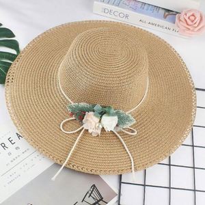Sombrero de Paja de Ala Ancha con Lazo de Flores Frescas, Protección Solar, para Verano, Playa, Ciclismo y Viajes, Unisex - Product Image 4