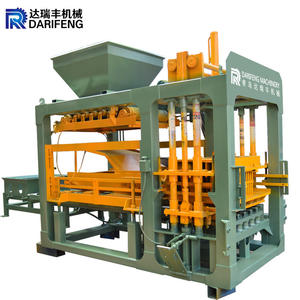 Macchina Automatica per Mattoni Qt6 15, Produzione di Mattoni Solidi e Forati da 6 Pollici in Cemento e Calcestruzzo, Macchina per Blocchi di Cemento Antichi - Product Image 1