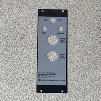 Revêtement graphique en PVC OEM avec fenêtre d'affichage transparente, bords scellés et légendes imprimées pour système de gestion de batterie