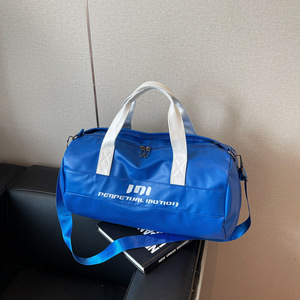 Bolsa de Deporte Impermeable de PU para Gimnasio y Viajes con Compartimento para Zapatos, Separación Húmedo/Seco, Bolsa de Fin de Semana Deportiva Unisex, Logotipo Personalizado Disponible - Product Image 4