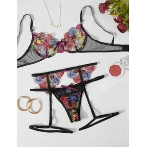 Женский эротический кружевной бюстгальтер + трусики + подвязки - Product Image 1