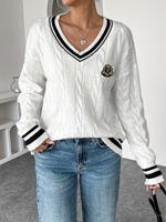 Pull en tricot torsadé col en V style preppy pour femme, broderie de badge, 100 % polyester, tricoté à la machine, personnalisation possible