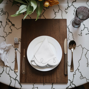 <span class=keywords><strong>Serviettes</strong></span> en coton et lin rondes modernes et simples avec bords festonnés brodés pour les mariages, les hôtels haut <span class=keywords><strong>de</strong></span> gamme et les restaurants - Product Image 2