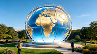 Sculpture de globe terrestre lumineux de grande taille, sphère terrestre en FRP avec structure en acier inoxydable