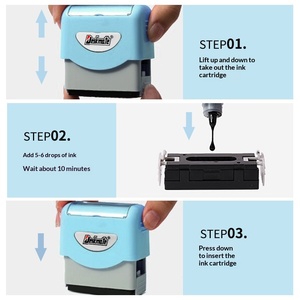 Timbro Fotosensibile in Plastica Deskmate KL1444 per l'Inscrizione alle Scuole dell'Infanzia e la Marcatura dei Vestiti dei Bambini - Product Image 5