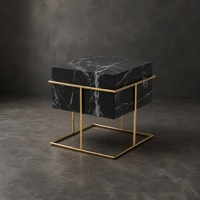 Table d'appoint moderne en marbre artificiel noir avec pieds dorés pour le salon, vente en gros, personnalisable