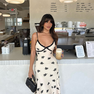 Abito Lungo Estivo con Stampa in Pizzo per Donne, Scollo a V Sexy, Spalline Sottili, Elegante e Aderente, Moda Femminile 3527 - Product Image 4