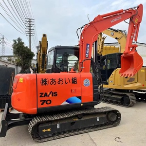 Mini-excavatrice hydraulique sur chenilles d'occasion Hitachi ZX70 ZX75 ZX120 ZX200, idéale pour la construction, modèle Hitachi ZX70-5A - Product Image 1