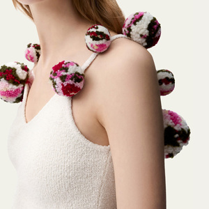 Top Corto de Punto Blanco con Tirantes de Pompones Florales Coloridos, Cuello en V, Sin Mangas, Top de Fiesta para Mujer - Product Image 2