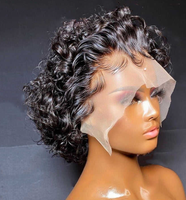 Perruque Courte Bouclée Pixie 13x4 Sans Colle Prête à Porter en Cheveux Humains – Prix de Gros – Cheveux Humains Brésiliens pour Femmes aux Cheveux Courts