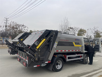 Camion à ordures compacteur Foton 4,5 m3 4x2, mini camion de collecte des déchets compactés pour les rues étroites