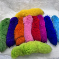 Queue de renard véritable en gros d'usine, 35-45 cm, queue de renard moelleuse, fourrure animale pour accessoires de décoration, queue de renard naturelle en fourrure pour porte-clés
