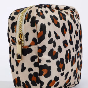 Không thấm nước Nylon Zip Pouch DIY Chenille Thư Các Bản vá lỗi Cheetah Du Lịch Mỹ phẩm Túi Make-up Nylon Pouch dễ thương Leopard trang điểm Túi - Product Image 4