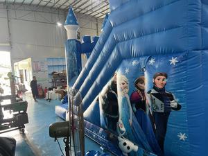 Gran oferta, gorila inflable con temática congelada <span class=keywords><strong>para</strong></span> exteriores, <span class=keywords><strong>castillo</strong></span> hinchable de PVC con soplador y Kit de reparación, casa inflable de rebote - Product Image 6