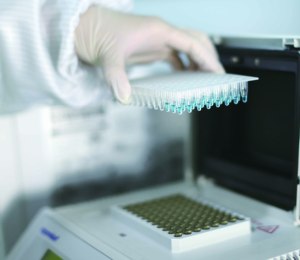 Laboratorium Goede Kwaliteit Factory Direct Transparante 96 Goed Microplate Afdichting Film Pcr Plaat - Product Image 5
