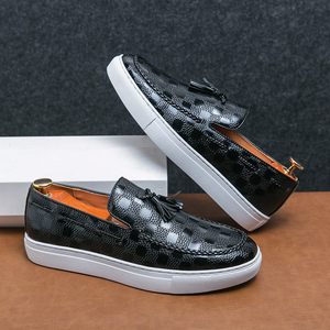 Nuevos Zapatos de Vestir de Diseñador para Hombre de Alta Calidad, Oxfords de Cuero Genuino con Punta Redonda, Estilos Retro, Fáciles de Usar, Tallas Grandes - Product Image 2