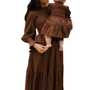 Automne Automne Manches Longues Vintage Solide Smocké Robes Maman Et Moi Robe Tenues - Product Image 1