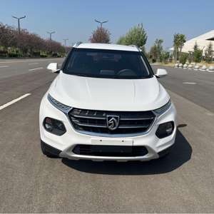 <span class=keywords><strong>Auto</strong></span> Usata Baojun 510 del 2018 a Basso <span class=keywords><strong>Prezzo</strong></span>, Modello Manuale, Edizione Lusso 1.5L, <span class=keywords><strong>Auto</strong></span> di Seconda Mano dalla Cina - Product Image 2