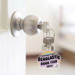 Llavero de moda al por mayor, ligero, impermeable, de 2 pulgadas, de acrílico con patrón de letras, accesorios para llaveros - Product Image 2