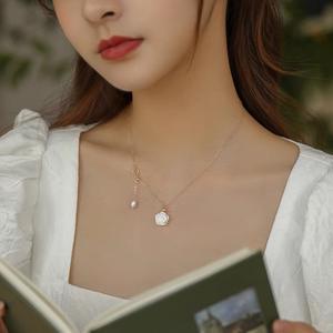 Exquisitely Designed Natural Pearl Mother <b>Rose</b> Collarbone Chain Pendant Luxury Feminine Charm with <b>Light</b> Fragrance - Product Image 4