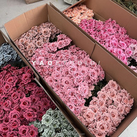 Hot Selling 7-Kopf künstlicher Rosen strauß für Abschluss hochzeit Weihnachten & Neujahr Dekorationen Special für chinesisches Neujahr