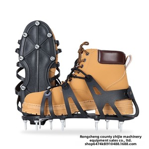 Chaussures à pointes auto-nivelantes pour l'aération du sol de jardin et des pelouses, tout-en-un, fabriquées en Chine - Product Image 3