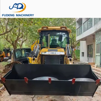Chargeuse-pelleteuse d'occasion JCB 3CX fabriquée en Chine, excellent état, moteur sur roues, charge nominale de 3 tonnes, puissance de 63 kW, à vendre à prix réduit