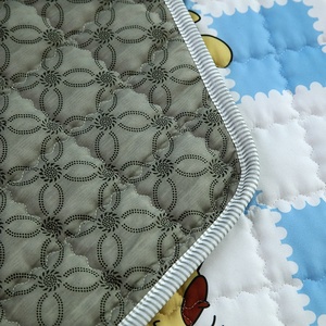 <span class=keywords><strong>Tapis</strong></span> <span class=keywords><strong>de</strong></span> jeu hexagonal carré en coton pour aire <span class=keywords><strong>de</strong></span> jeux, <span class=keywords><strong>tapis</strong></span> <span class=keywords><strong>de</strong></span> sol doux unisexe pour bébés <span class=keywords><strong>de</strong></span> 2 à 4 ans, imperméable, épaisseur 1,5 cm, pour ramper et jouer - Product Image 6