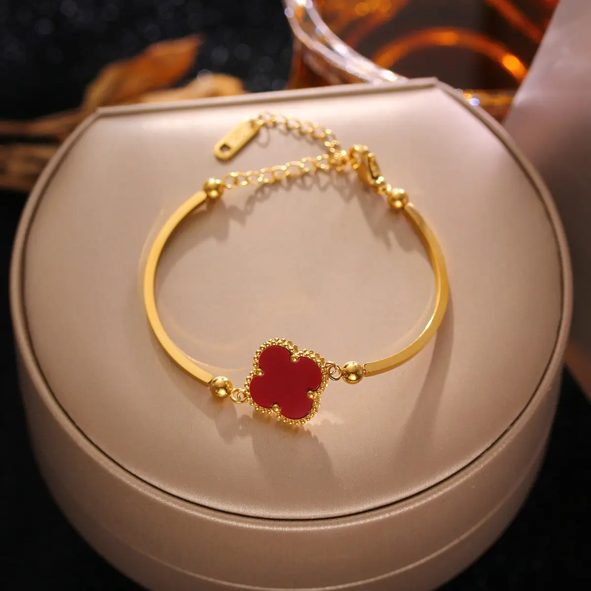 New Arrival Luxury 18K Gold Plated Stainless Steel Bracelet Designer Jewelry Famous Brands Four Leaf Clover Bracelet for Women