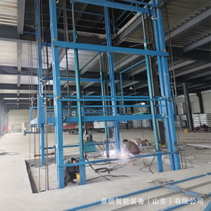 ลิฟท์ขนส่งสินค้าไฮดรอลิก Zhuoxin พร้อมรีโมทคอนโทรลไฟฟ้า โรงงานผลิตแท่นยกสินค้าในคลังสินค้า มณฑลซานตง ประเทศจีน - Product Image 2