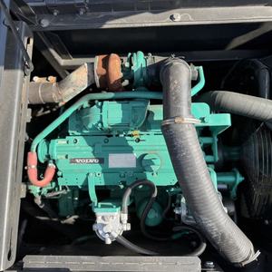 Excavadora de cadenas VOLVO EC140 usada, en buen estado, 90% nueva, con motor y sistema hidráulico potentes - Product Image 2