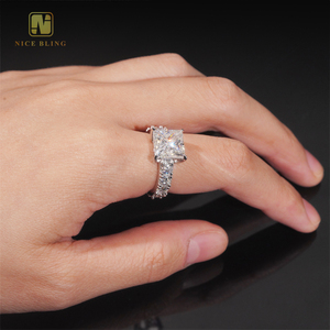 <span class=keywords><strong>Bague</strong></span> de Fiançailles et de Mariage <span class=keywords><strong>Solitaire</strong></span> en Argent 925 avec Moissanite Taille <span class=keywords><strong>Princesse</strong></span>, Certificat GRA, Bande Épaisse de 5 Carats, Sertie de Diamants - Product Image 6