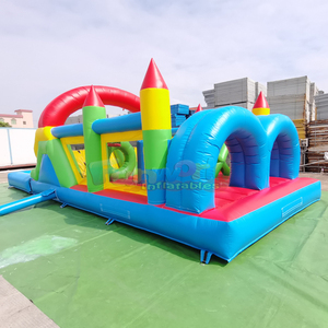 Pista de obstáculos acuática inflable de calidad comercial con piscina, castillo inflable y tobogán. - Product Image 3