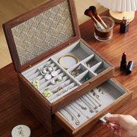 Boîte à bijoux de luxe en bois de noyer noir et verre gaufré à trois étages pour colliers, bagues, boucles d'oreilles, bracelets