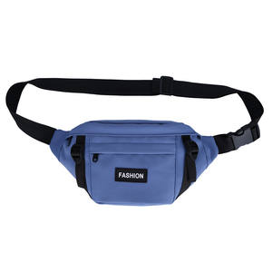 Witte unisex crossbodytas voor heren met ritssluiting, anti-diefstal canvas heuptas voor telefoon. - Product Image 6