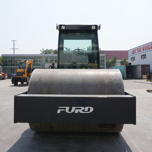 Yüksek kaliteli 10 Ton yol silindiri titreşimli pnömatik lastik silindiri - Product Image 5