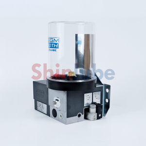 Bomba de Grasa Eléctrica LUBE EGM-50TH-10S-7C-LD, Bomba de Diafragma de Acero Inoxidable de 0.5 HP para Lubricación de Rodamientos - Product Image 3
