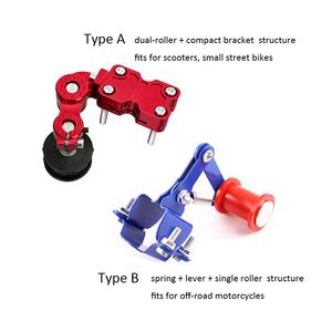 Tendicatena Universale Comp. Tendicatena a Rullo con Molla per Moto Fuoristrada e Stradali - Product Image 1