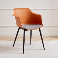 Chaise de restaurant nordique minimaliste moderne, ensemble chaise et table basse, chaise de salle à manger en plastique à dossier haut pour usage commercial