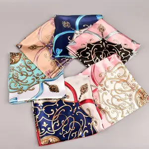 2022 Fashion new custom designer luxury silk scarf digital printing square satin shawl 90 * 90cm