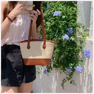 Sacs de paille pour femmes, sac à main de <span class=keywords><strong>plage</strong></span> d'été décontracté fait à la main, sacs à bandoulière tissés en paille pour voyage - Product Image 6