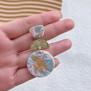<span class=keywords><strong>Orecchini</strong></span> dipinti a forma di cerchio in <span class=keywords><strong>argilla</strong></span> <span class=keywords><strong>polimerica</strong></span> da donna con lamina d'oro - Product Image 5