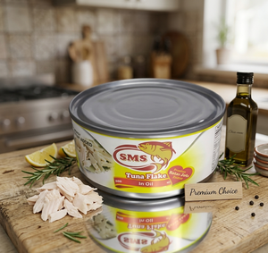 Atún en hojuelas de calidad en aceite, elaborado a partir de pescado fresco, que ofrece alto contenido proteico y nutrientes esenciales para el día a día. - Product Image 1