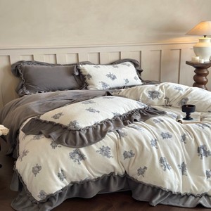 Nhà Máy Bán Sọc Dày Nhung Thoải Mái Giường Đặt Bộ Đồ Giường Đặt Chất Lượng Mùa Đông Nhung Bộ Đồ Giường Đặt - Product Image 1